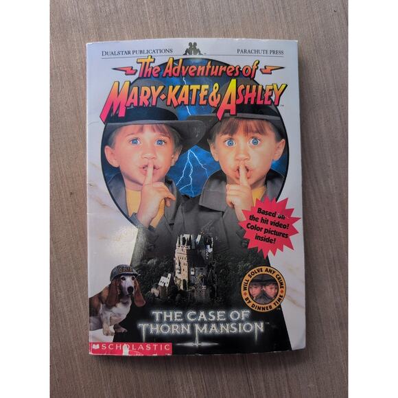 Other Other - The Case of Thorn Mansion: A Novelization Adventures of Mary-kate & Ashley Book